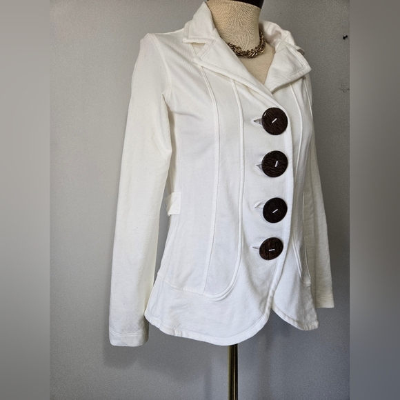 Neon Buddha Off White Sweater Jacket with Oversized Brown Buttons. Size XS - Picture 2 of 10